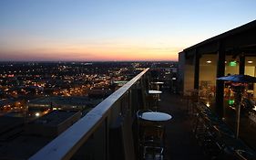 Sheraton Downtown Hotel  3*